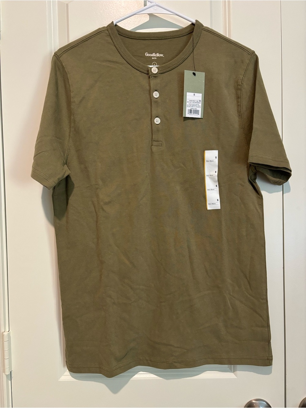 Goodfellow & Co Olive Short-Sleeve Henley Tee